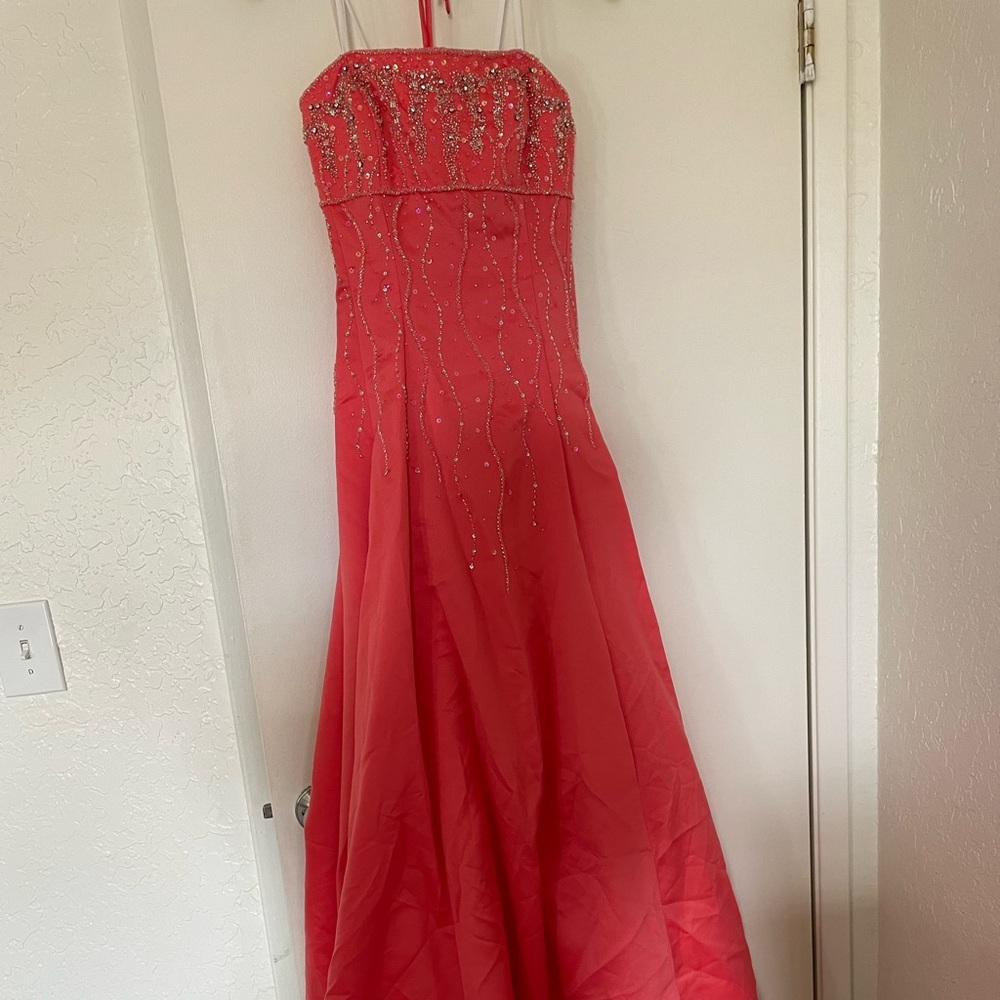 Caché formal gown